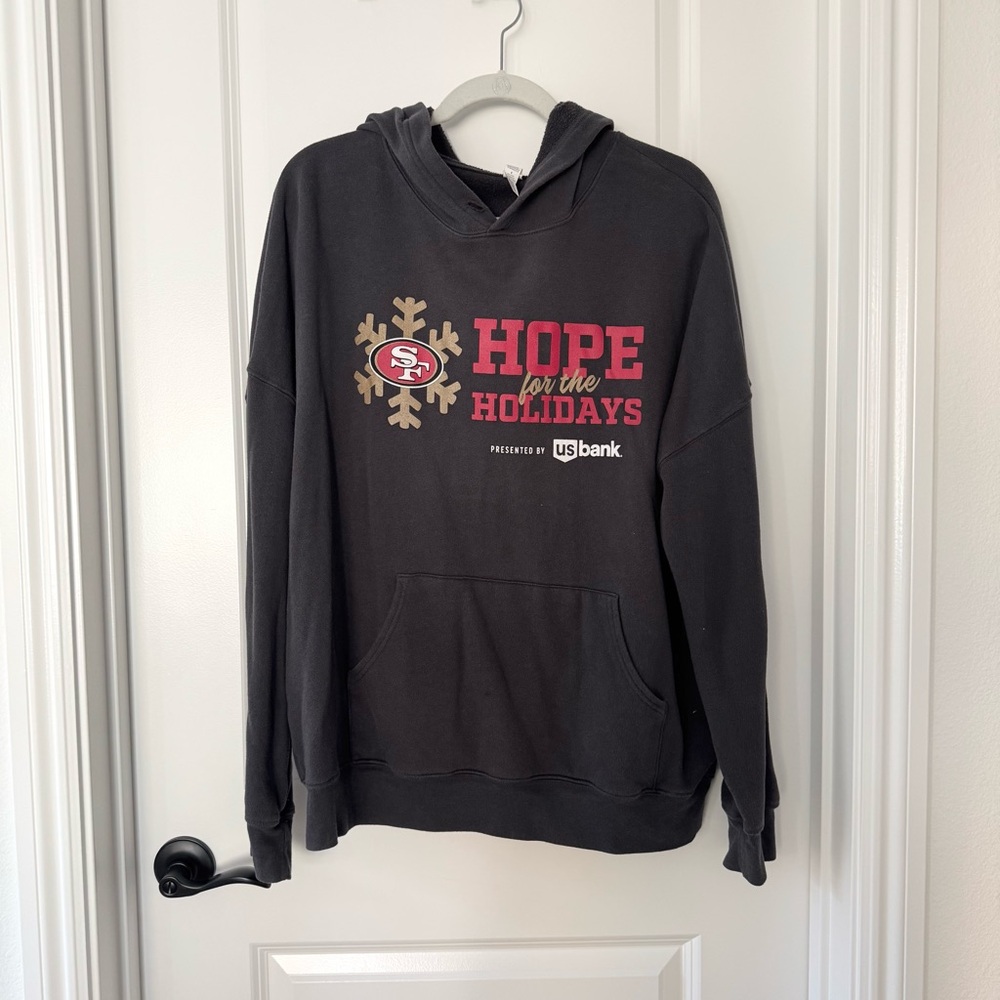 San Francisco 49ers hoodie